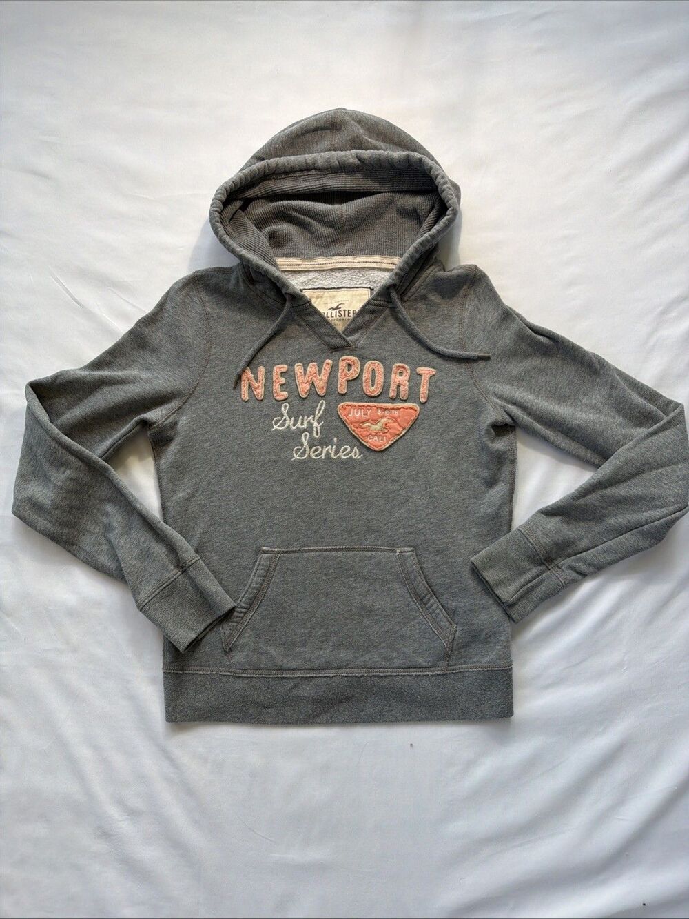 Hollister Women’s Gray Newport Surf Series Hoodie Size Large